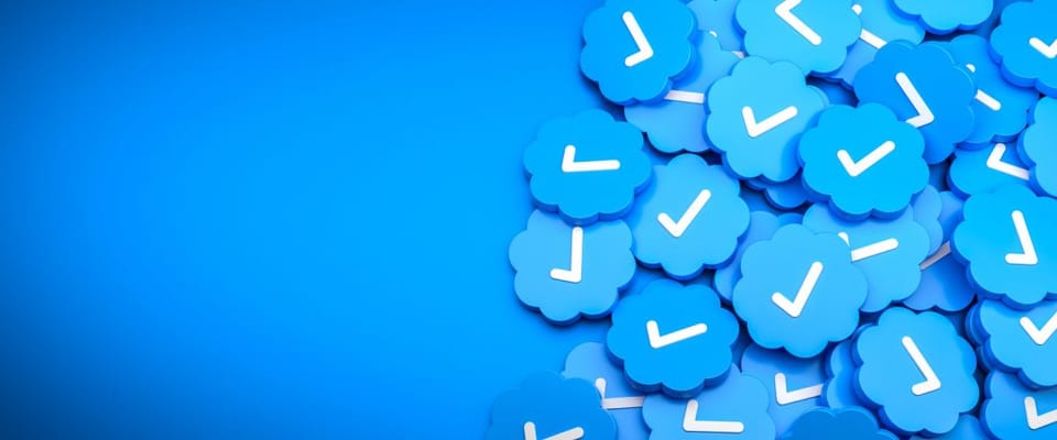 Remove Twitter Blue Promotion Buttons 2023
